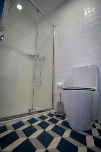 ZIGZAG HOSTEL, Praia da Vitória (photo 10)