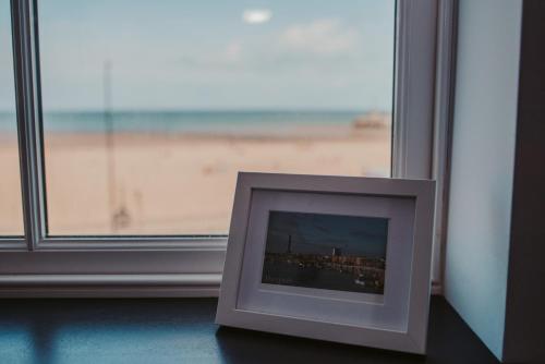 The Seaview Apartment - Margate Beach - By Goldex Coastal Breaks