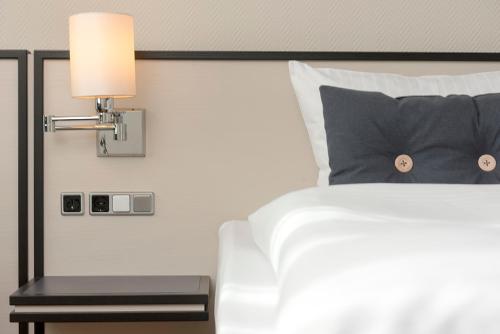 2 twin beds