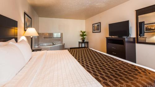 Best Western Visalia Hotel