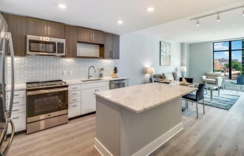 keuken, Global Luxury Suites Bethesda Chevy Chase in Bethesda (MD)