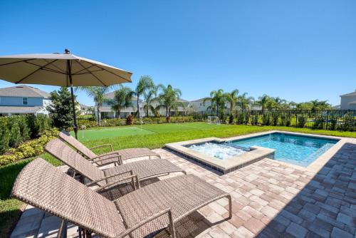Chic Home with Mini Soccer Field & Golf near Disney - 7715F - image 9