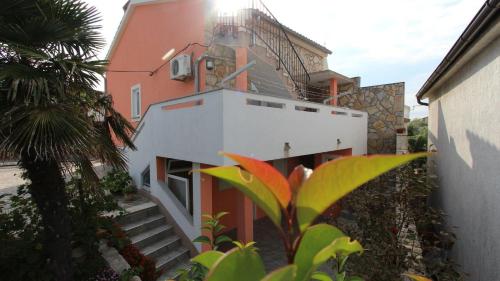  Apartment Malinska 14, Ferienwohnung in Sveti Vid-Miholjice