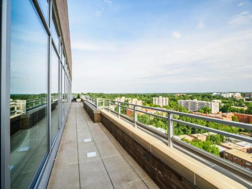 balkon/terras, Global Luxury Suites Bethesda Chevy Chase in Bethesda (MD)