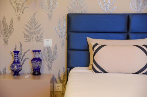 Sundial Gardens & Suites