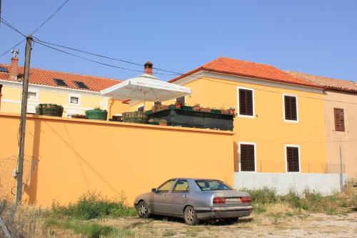 Apartments by the sea Pasman - 8295 - image 8