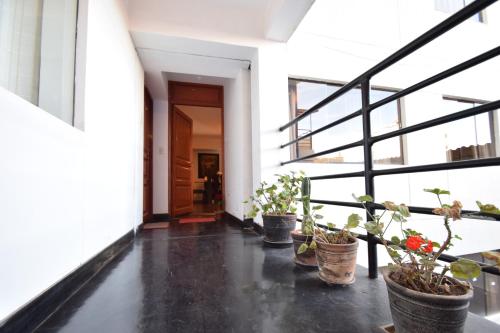 Two-Bedroom Apartment with View image 6