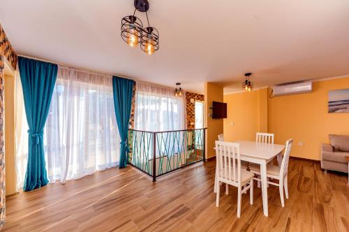Apartments Sole Mar - image 7