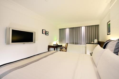 Holiday Garden Hotel In Kaohsiung Taiwan 200 Reviews -