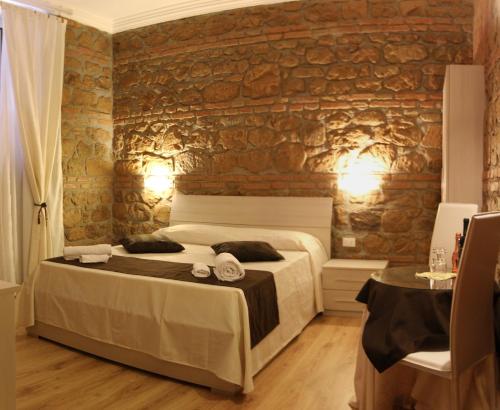 Superior Double Room image 10