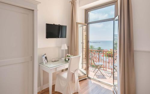 Miramare Hotel - image 6