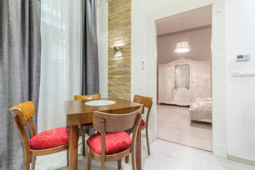 Vori Vori De Luxe Apartment - image 13