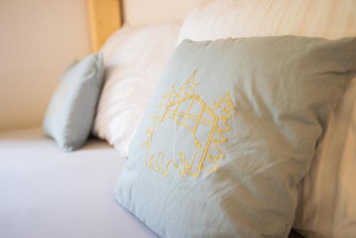 Standard Quadruple Room image 8