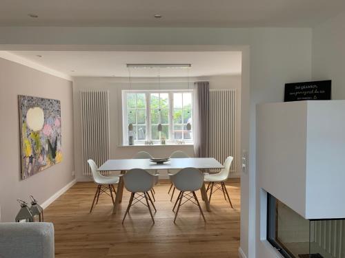 Hûs lepen Wil Hûs lepen Wil