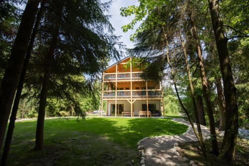 Chalet image 4