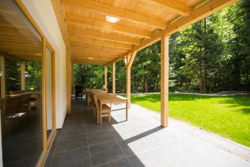 Chalet image 1