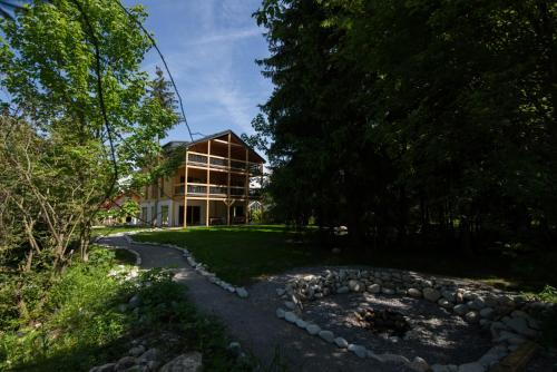 Chalet image 6