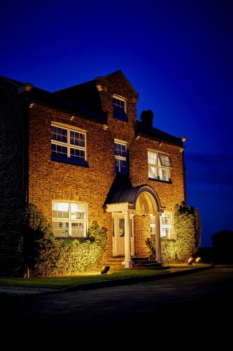 Loftsome Bridge Hotel hotel Hook