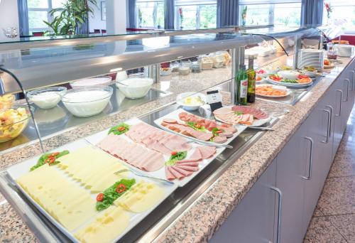 Ételek és italok, Hotel Alarun in Unterschleissheim