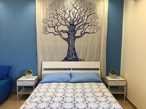 1 double bed, 1 twin bed