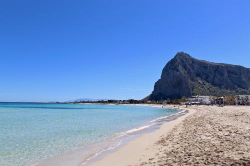 BeachSide Rooms & Suites – San Vito Lo Capo, CA