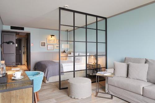 Lighthouse Hotel & Spa - image 7