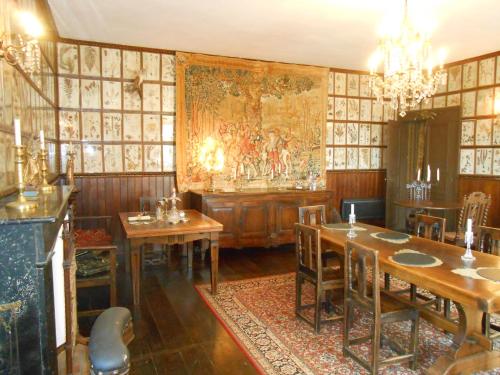 Банкетна зала, Chateau De Courbelimagne, Raulhac in Мюр-дьо-Баре