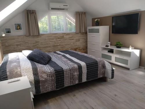 Fured Apartmanhaz in バラトンフレッド