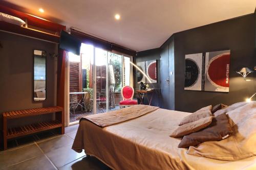 Facilities, La Villa Blanche in Mourets