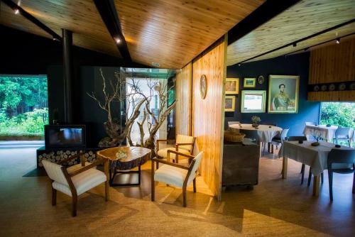 Furnas Lake Villas