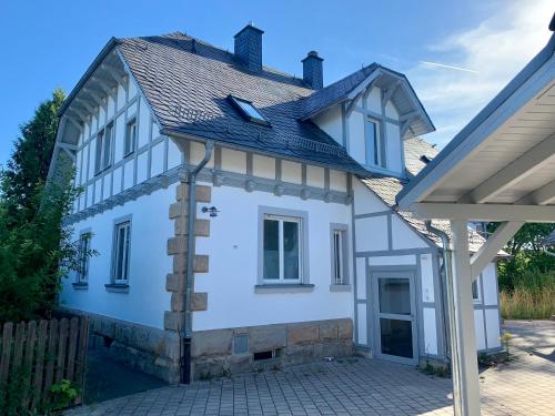 WAGNERS Ferienwohnungen in Norhalben - Apartment - Nordhalben