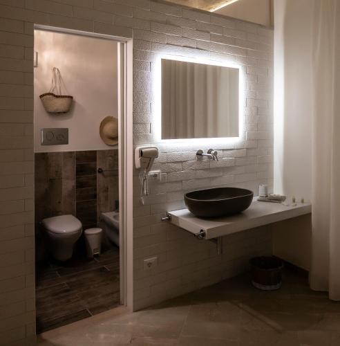 Deluxe Triple Room image 8