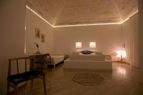 Deluxe Triple Room image 3