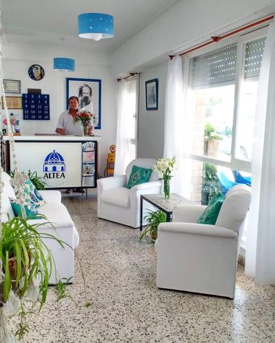 . Hostería Altea