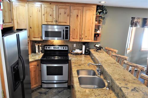 Cinnamon Ridge CRJD - image 3