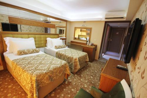 Grand Corner Hotel - Boutique Class Room Type - Economy Double or Twin Room Grand Corner Hotel - Boutique Class Room Type - Economy Double or Twin Room