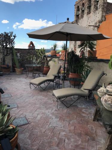 214503947 Hacienda Las Amantes