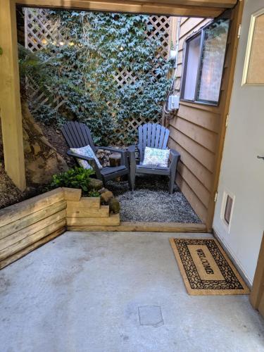 Facilities, Oceanspray Hideaway near Rock Salt Restaurant & Cafe