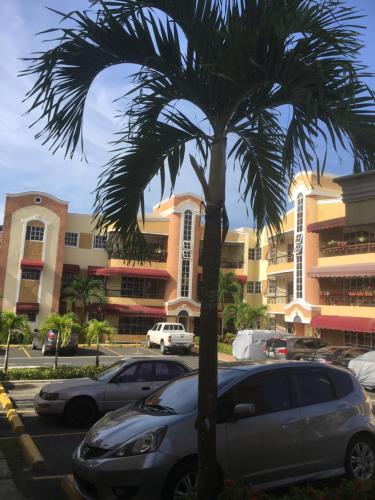 1 DR Huge cozy 3bedroom apartment to stay