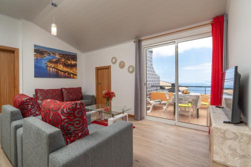  Casa Guadalupana, Ferienwohnung in Arco da Calheta