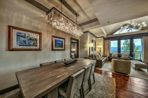 Must See Luxury Vacation Residence - Sleeps 10 Condo - image 8