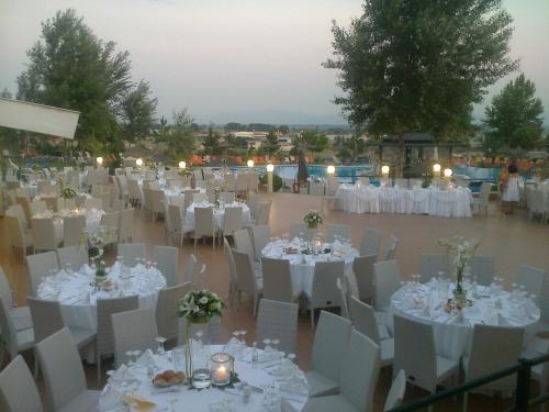 Acropol Hotel - image 2