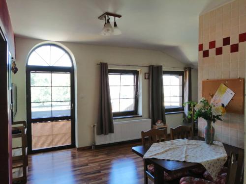 Suite with Mountain View