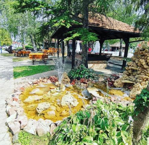 Apartmani Centar Banja Vrujci in Popadić