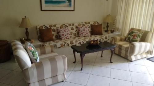 Annwin Apartment