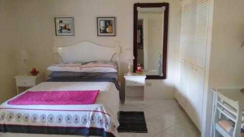 Annwin Apartment