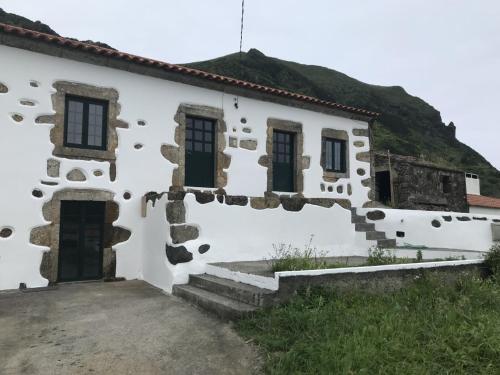 A casa do Tí Mendonça, Lajes das Flores