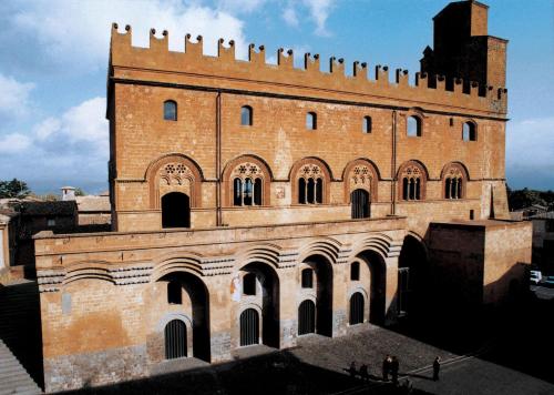Hotel Ristorante Umbria - image 6