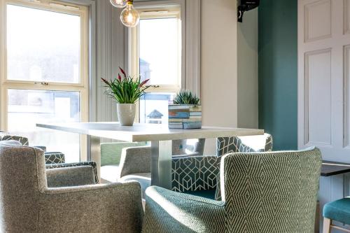 Bawn Lodge - image 11