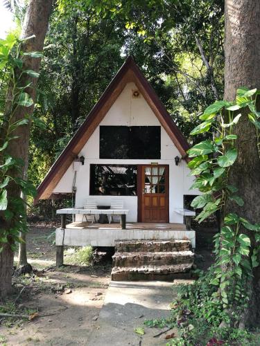 River Marina Resort in Uthai Thani